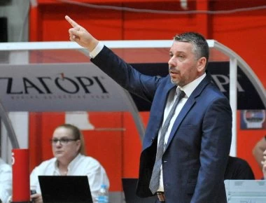 ΑΕΚ: Και επισήμως νέος προπονητής ο Παπαθεοδώρου